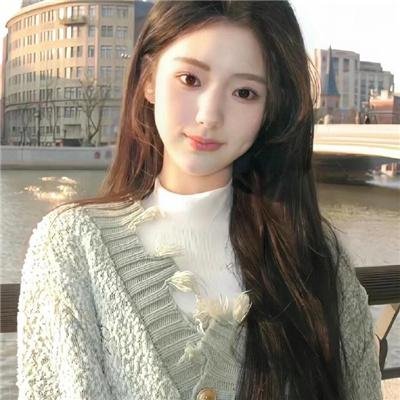 女王旅途 海报